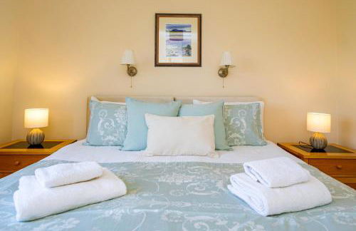 Owlswood Lodge - Photo 2