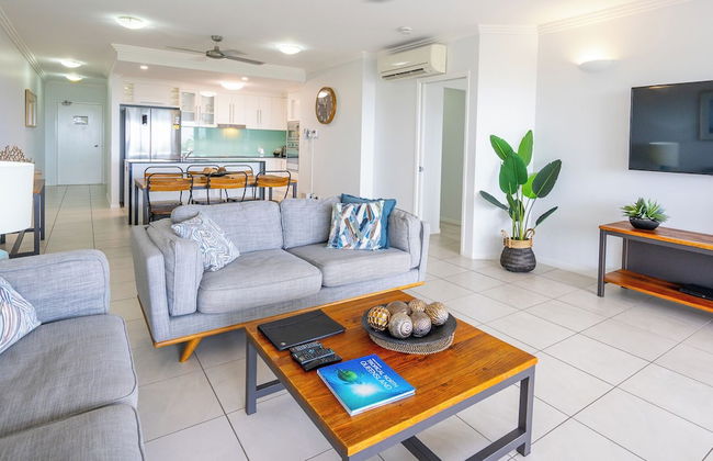 Waters Edge Apartment - Photo 19