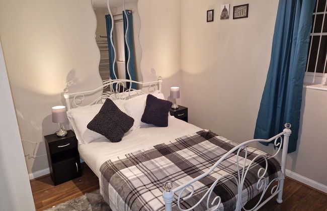 Washingtons Emerald 2 Bed Exec Apt - Photo 8