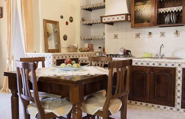 Sabrina Suite - Photo 5