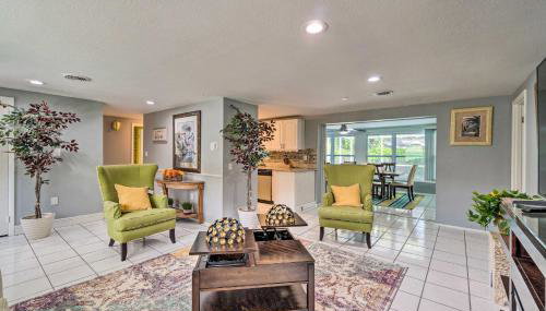 Peaceful Venice Villa w/ Patio - 2 Miles to Beach! - Foto 5