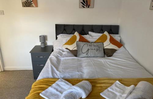 Charming 3 bedroom flint cottage - Foto 8