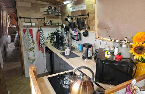 Komet canal boat company limited - Foto 11