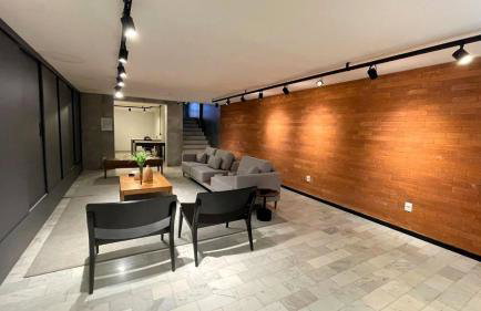 Viva Porto Alegre como ela realmente é: com charme, cultura e gastronomia a poucos passos!! Hospede-se no Belgrávia1756 - Foto 2