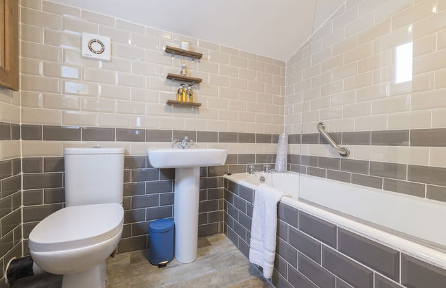 Marina Beach House - Photo 19