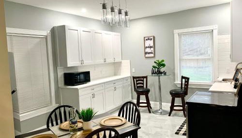 The Blackjack Duplex - Private Yard & Parking, Near Falls & Casino by Niagara Hospitality - Foto 2