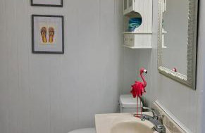 Dog Friendly-Short Walk to Beach-Canal Front-Screened Porch-Peaceful - Foto 39