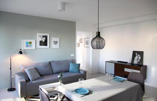 Emilka z widokiem na Pałac Kultury - Foto 10