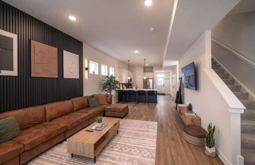 Arcade Game Room! Luxury New 3BR CLE Clinic UnivCircle Little Italy - Foto 8