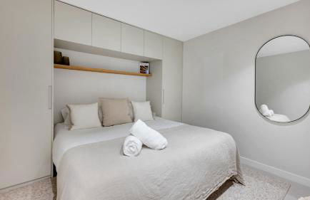 VACATION MARBELLA I Villa Ava, Private Heated Pool, Rooftop Hot Tub, Sauna, Luxury Interior, Golf and Sea Nearby - Foto 42