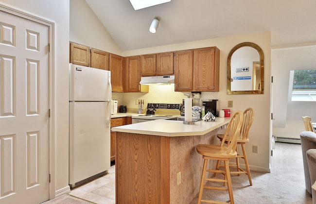 Pico Mountain Condo E306 2 Bedroom Condo - Photo 12