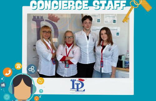 Paradise Lake View in a 5 pools exclusive residence DesenzanoLoft Official Partner Homes & Villas by Marriott Bonvoy - Foto 17