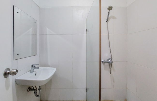 Fancy And Nice Studio At Skylounge Tamansari Apartment - Foto 8