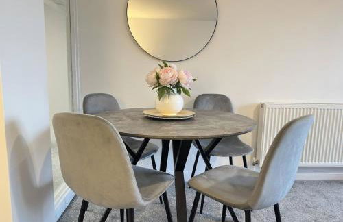 Coastal 2 Bathroom Apartment, Free Parking - Foto 3