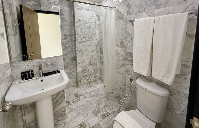 Mai Khao Beach Condotel by Villacarte - Foto 17