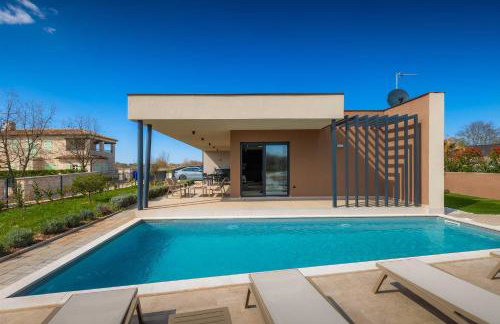 Vila Kumpanija with Pool by Vacay Villas - Photo 30