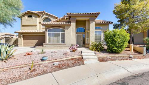 Pool and Spa! Goodyear Home, 1 Mi to Golfing - Foto 2