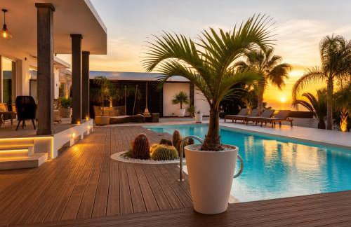 Villa Claus - Private Pool Oasis in Puerto Calero - Foto 7