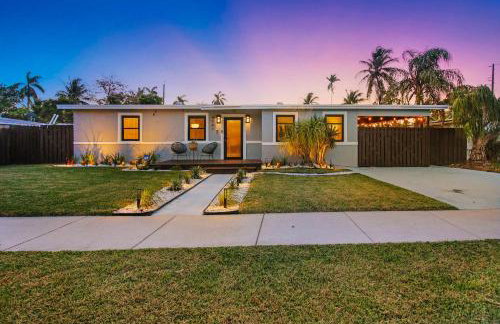 Private Heated Pool Oasis Pet-Friendly Retreat Short or long Stays Sleeps 2-8 Ppl - Photo 16