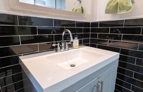 New 3 BR Apt in Elizabeth Railroad Style Path Train Bus Hospital EWR Airport NJ Manhattan NYC - Foto 10