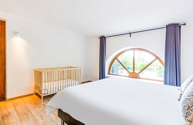 Plush Villa in La Roche-en-ardenne With Swimming Pool - Photo 3