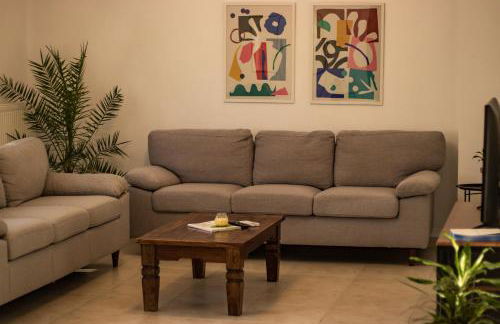 Diame Suite - Photo 1