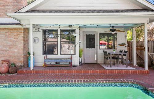 New Remodeled 4 BDRM Central Austin W/Pool & Patio - Foto 21