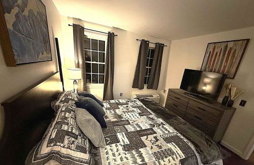 Mountain Getaway Suite Ski OnOff Jiminy Peak - Fully Redone Decor - Foto 4