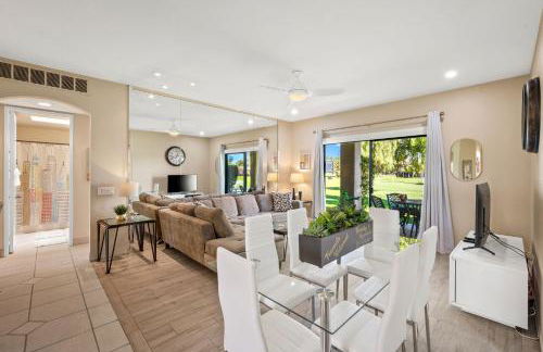 Midnights at the Oasis - Foto 2