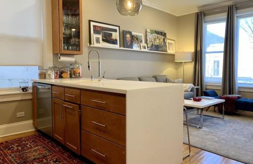 Bella Villa on Taylor Street Chicago’s Little Italy 1 mile west the Loop & UIC - Foto 35