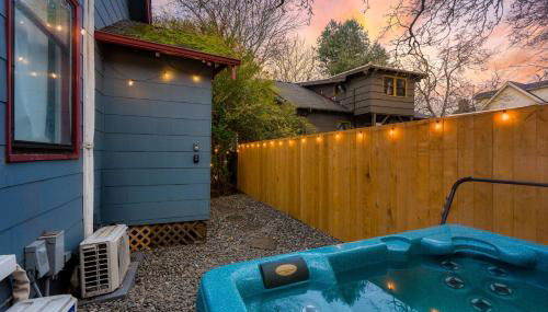 Cute & Comfortable Portland Home with 91 WalkScore - Photo 5