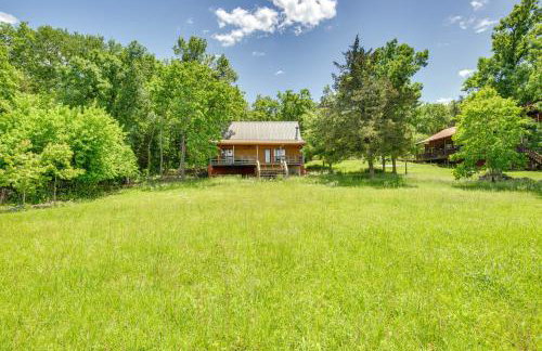 Cabin on Lake Raymond Gary with Dock, Grill and Views! - Foto 21