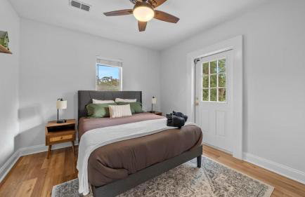 Spacious Modern Farmhouse w/ Private Patio & BBQ! - Foto 42