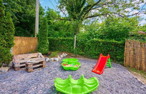 Gorgeous Home In Zagreb With Wifi - Foto 13