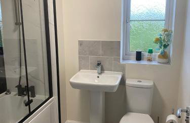 Modern 4-Bed Detached Home in Corby - Foto 11