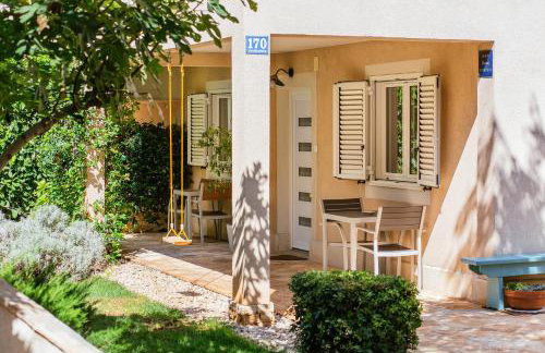 Peaceful Family Apartment with PRIVATE GARAGE Free Parking, Split - Foto 68