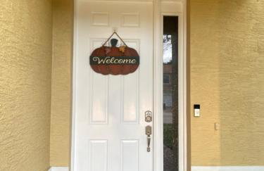 Modern Tropical Family Retreat near Legoland, Disney, Universal and Bok Towers - Foto 3