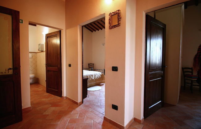 Lovely Farmhouse in Asciano With Swimming Pool - Foto 28