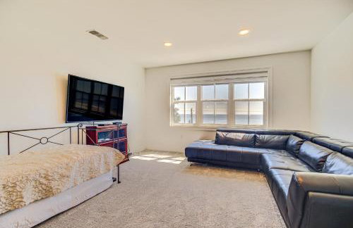 Walk to Beach Oceanfront Home with Outdoor Kitchen - Foto 25