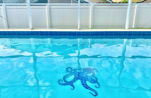 Amazing Pool Spacious 3BR House near Disney - Photo 23