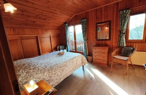 Chalet cosy au vert pour 6 avec piscine et Wi-Fi, proche Souillac - FR-1-828-3 - Foto 17