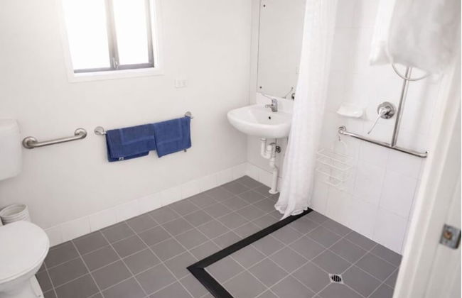 Sundowner Cabin and Tourist Park - Photo 34