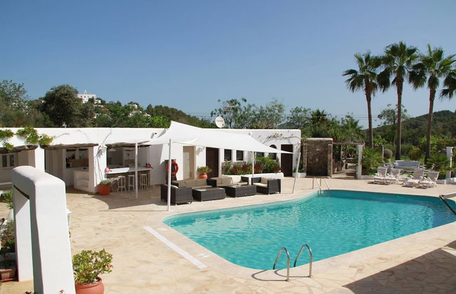 Lush Farmhouse in Sant Miguel de Balansat with Hot Tub & Private Pool - Foto 24