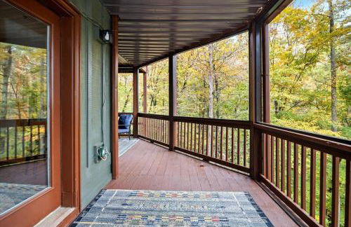4 BR Mountain Cabin with Hot Tub & Fire Pit in GA - Foto 43