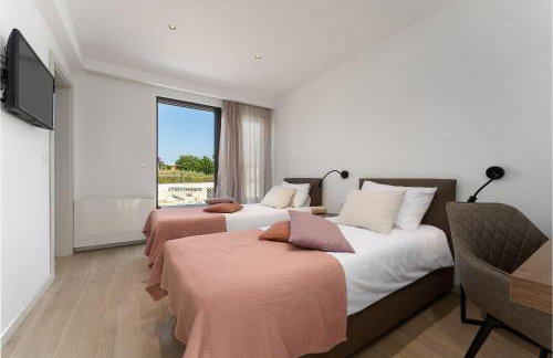 Absolute Traumvilla mit Pool, Sauna, Whirlpool, 6 Bikes, Tischtennis, Outdoor-Kueche, Grillkamin - Photo 18