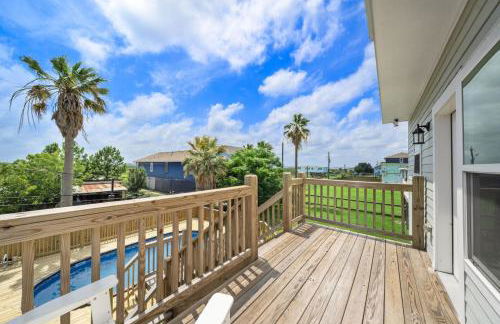 Modern Beach House with Fire Pit and Swimming Pool - Foto 44