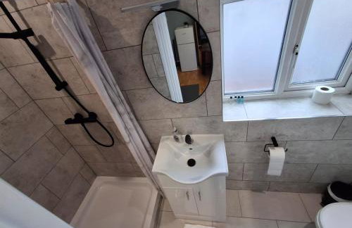 A-N-G Apartments - Parking EV 22kW by the Beach, Canoe Lake & South Parade Pier - Foto 15