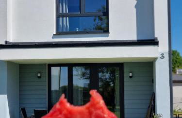 Siedlisko na wydmach, sauna,podgrzewane jacuzzi,domki klimatyzowane,starlink internet,parking - Photo 25