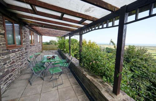 Brofallen - spacious holiday cottage with sea views and enclosed garden - Photo 23
