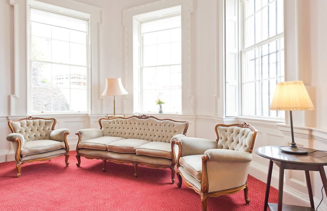 Henrietta Suites City Centre - Photo 24